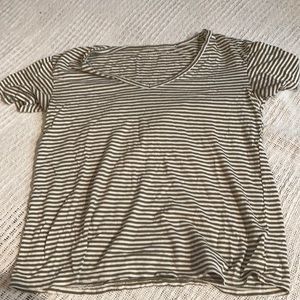 American Eagle T-shirt
